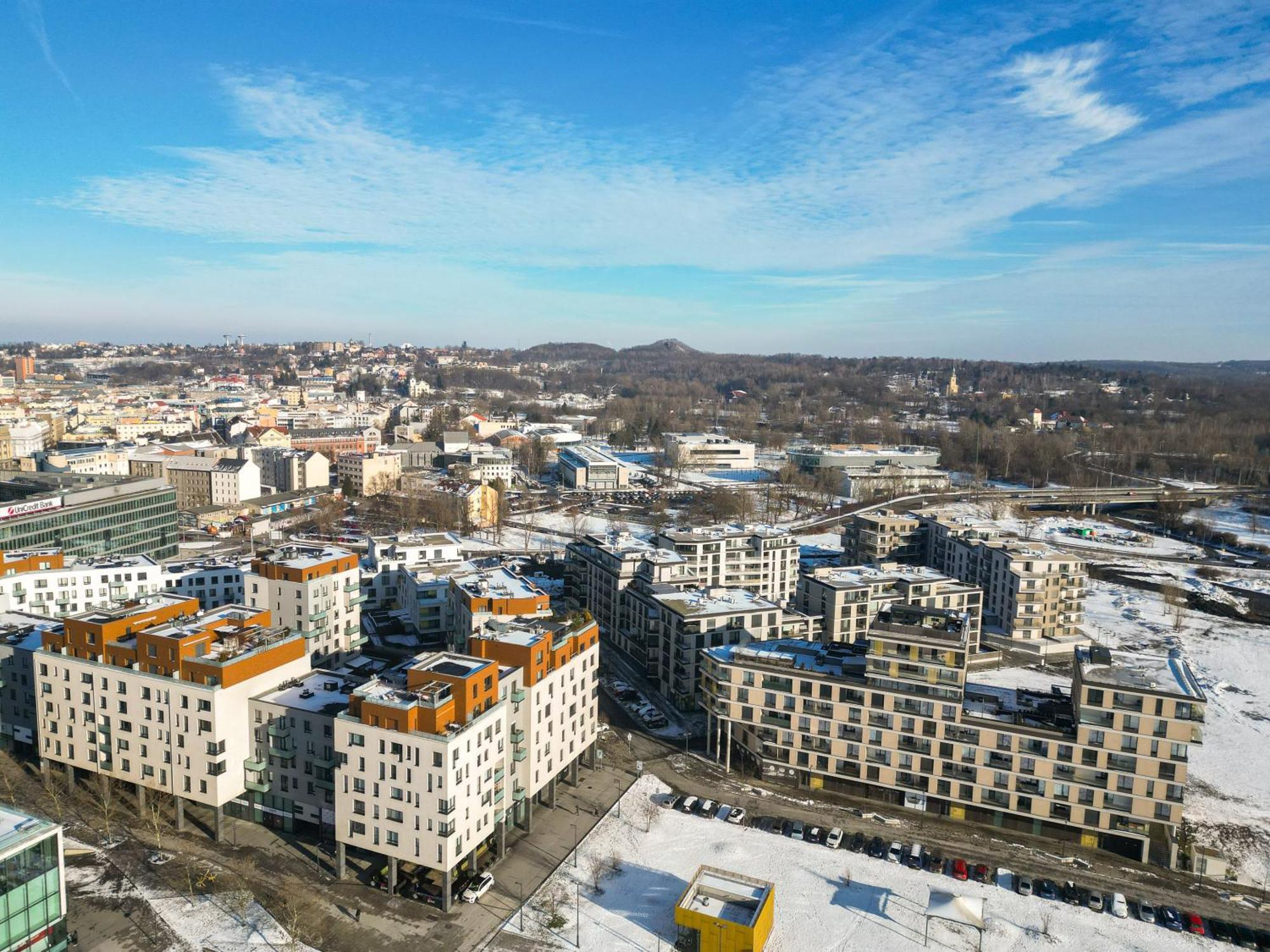 Bnb New Beautiful Apartment In The Center Of Ostrava With Option Garage Parking Экстерьер фото