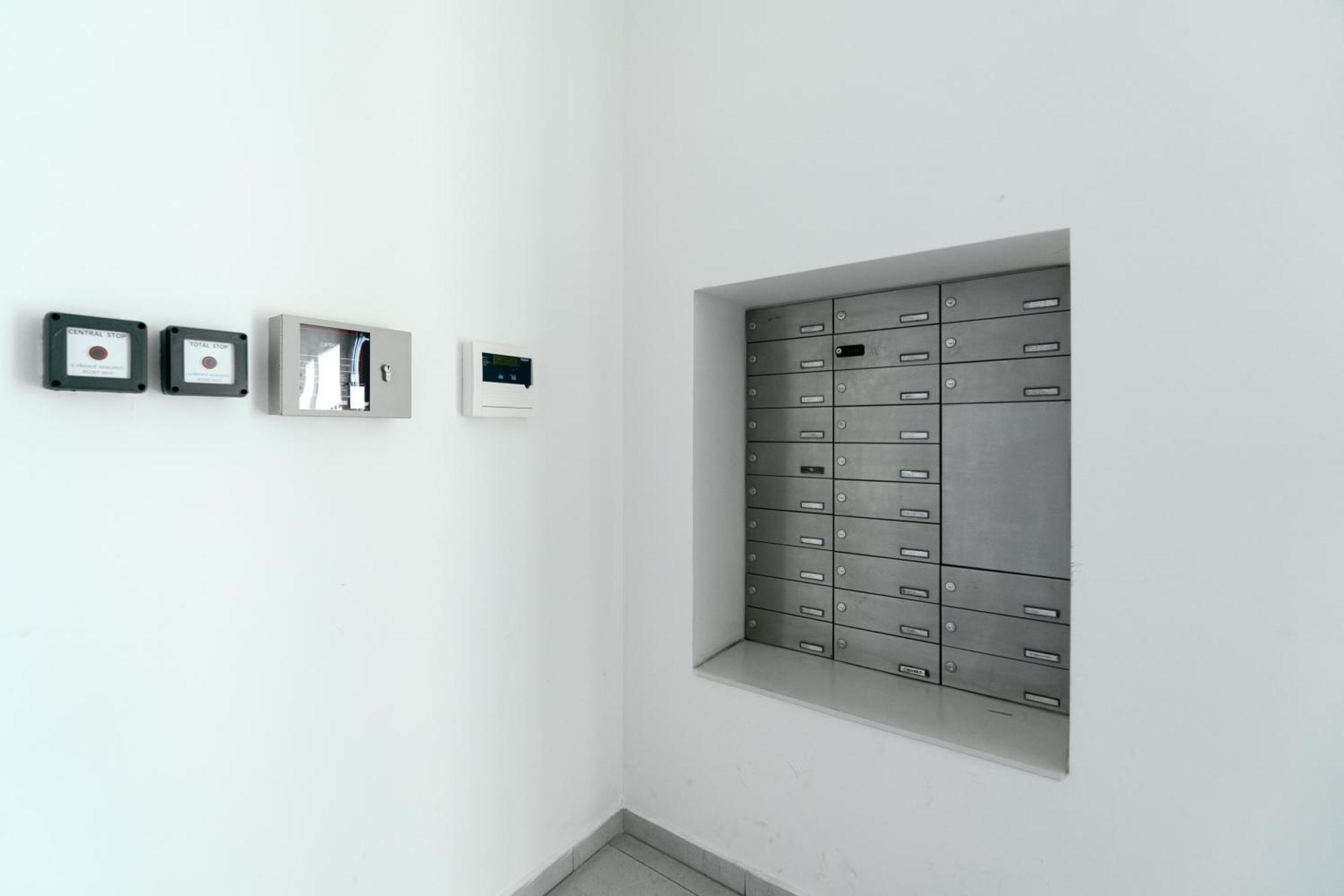 Bnb New Beautiful Apartment In The Center Of Ostrava With Option Garage Parking Экстерьер фото
